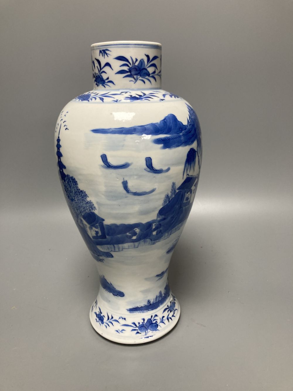 A Chinese Mandarin vases, Qianlong period and a late 19th century Chinese blue and white vase, tallest 29.5cm